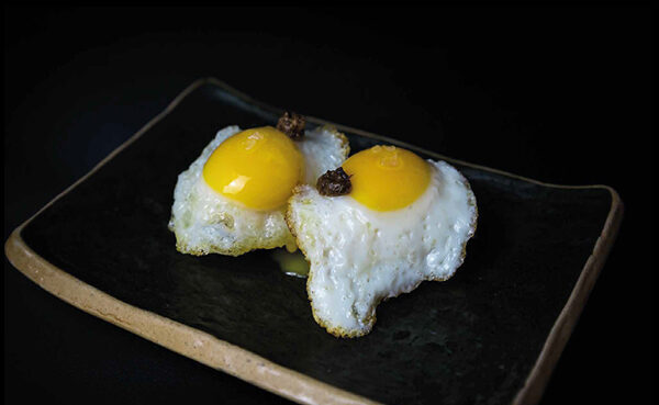 ASOKO Huevo de codorniz con trufa (2ud) - restaurante japones